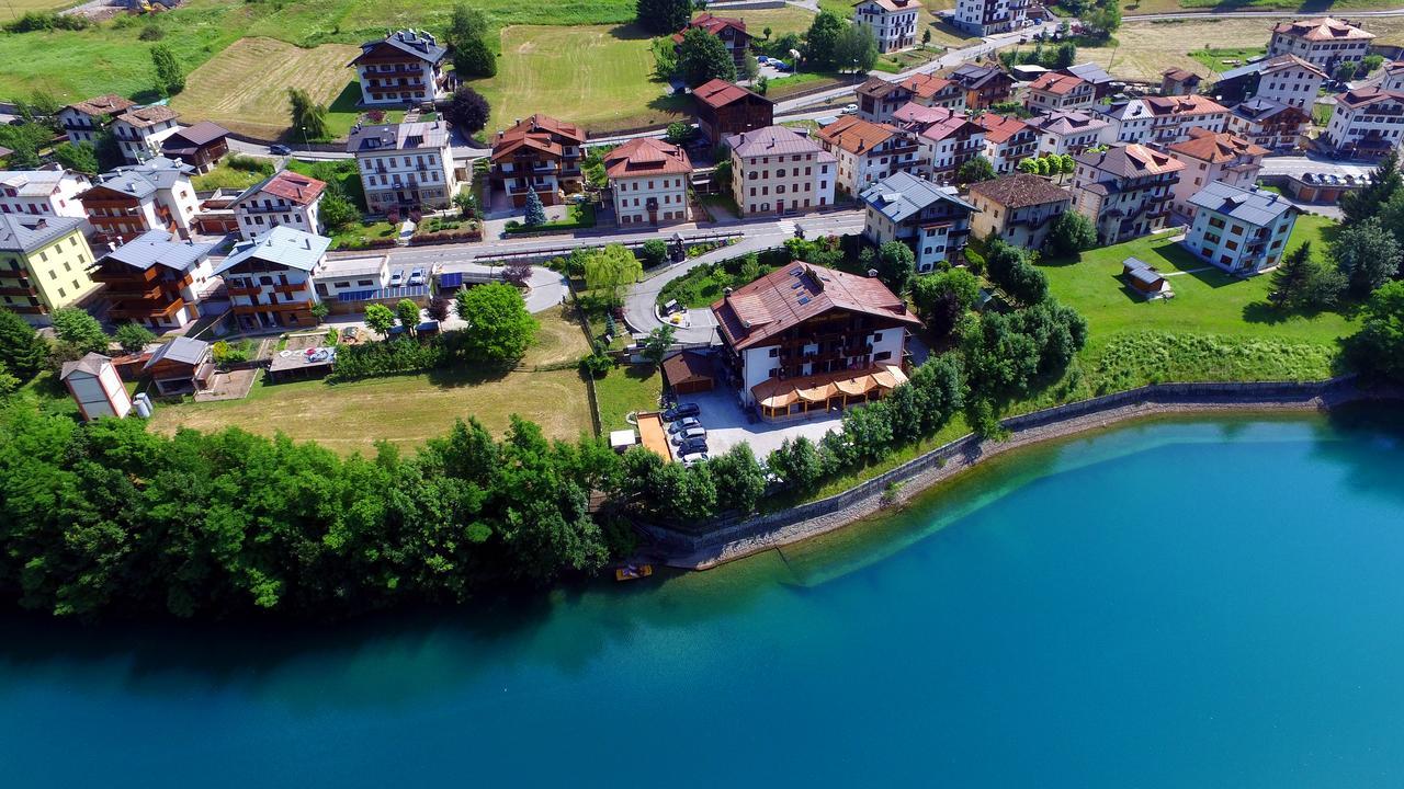 Albergo Meuble Victoria Auronzo di Cadore Eksteriør billede