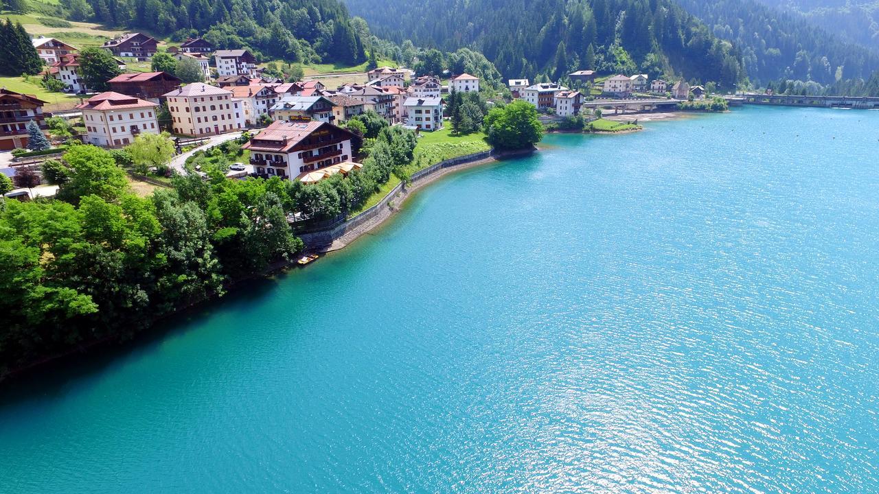 Albergo Meuble Victoria Auronzo di Cadore Eksteriør billede